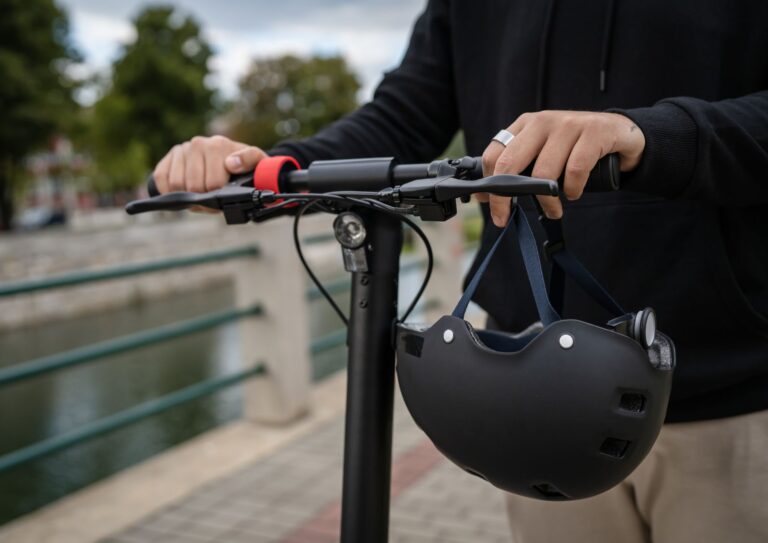 Cascos homologados: la clave para una movilidad segura y responsable